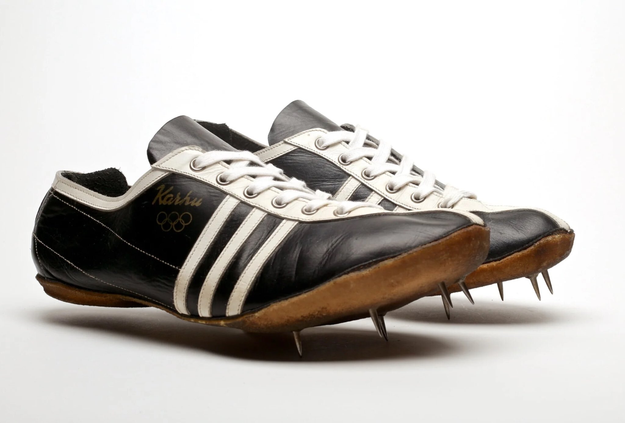 adidas buys the three stripes from Karhu in 1952