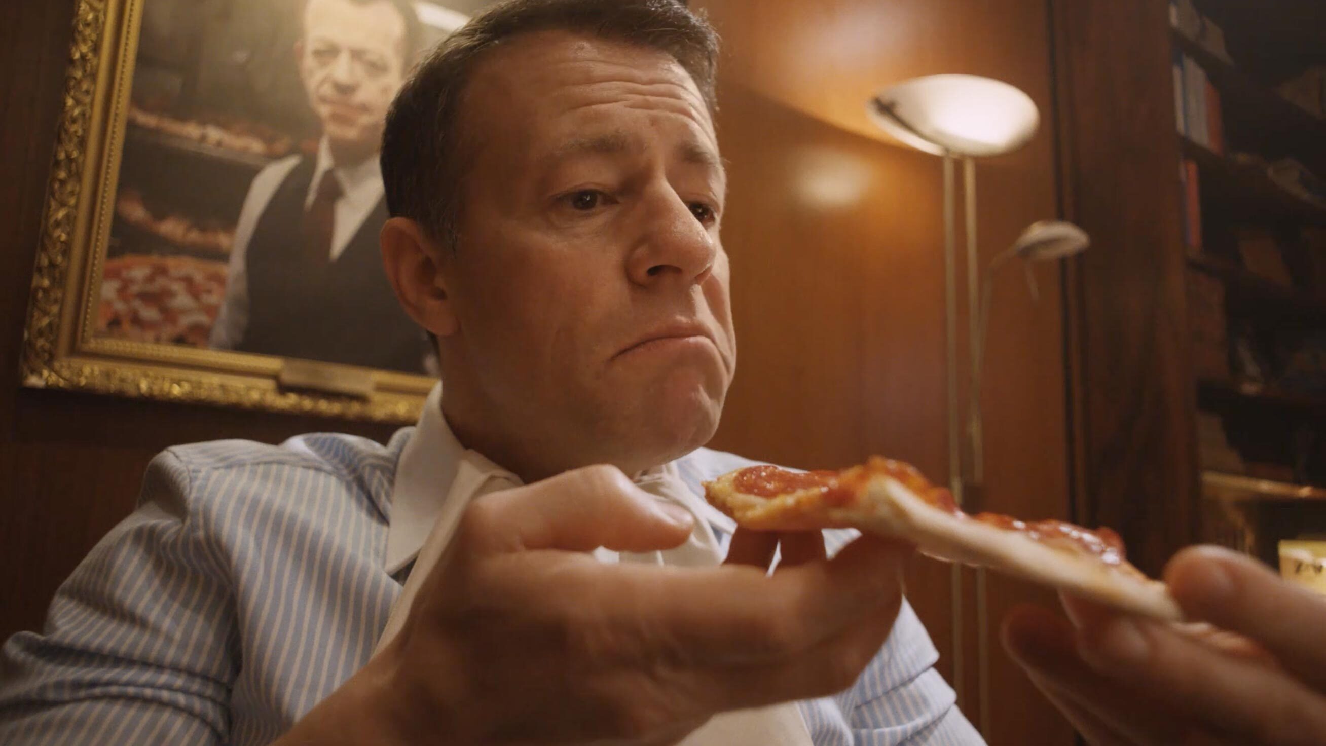 Coinbase runs a pizza ad about transaction fees