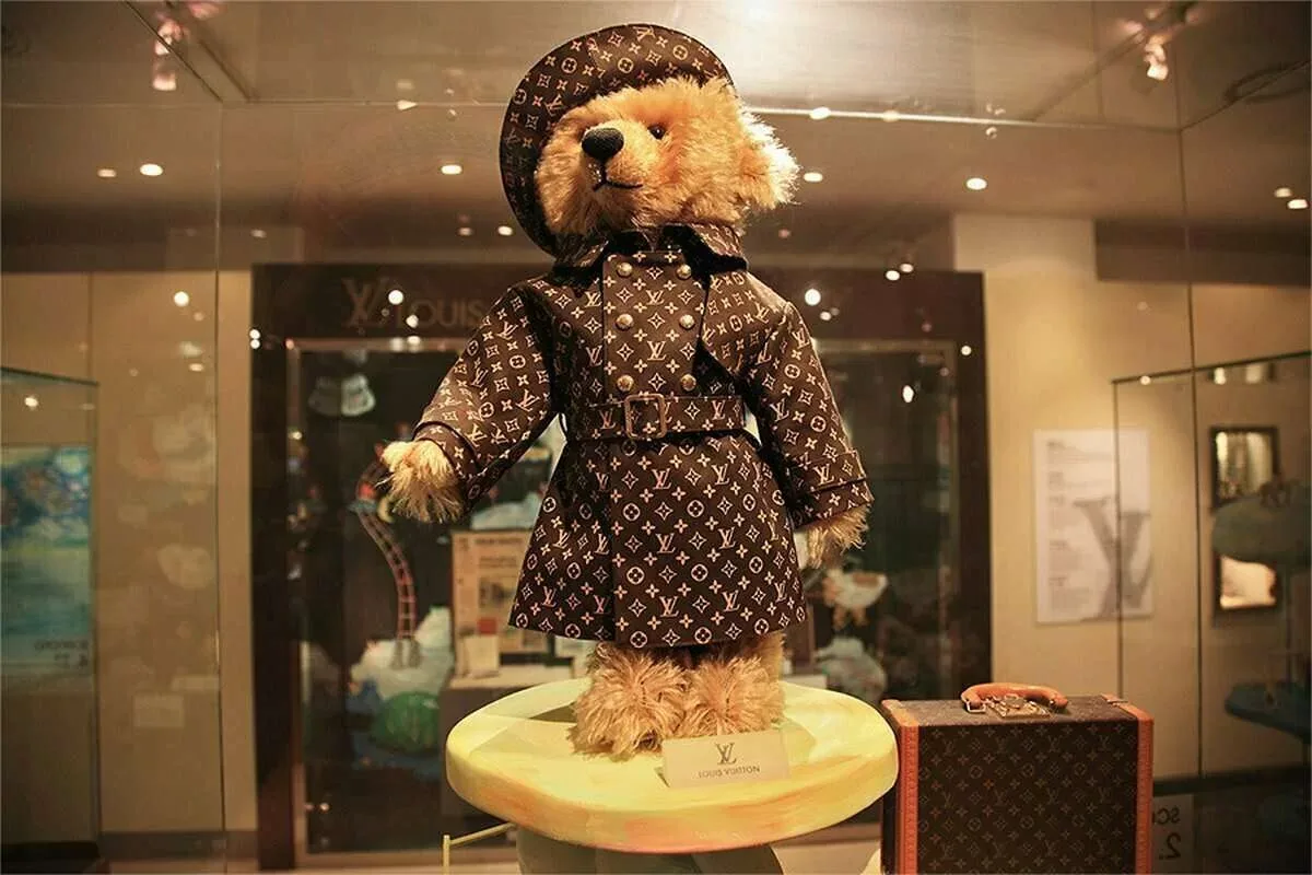 The Louis Vuitton Steiff bear sets the all-time auction record in Monaco