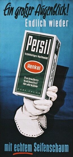 Poster: a white-gloved hand holds up a green Persil packet with the Henkel logo, headed "Ein großer Augenblick! Endlich wieder".